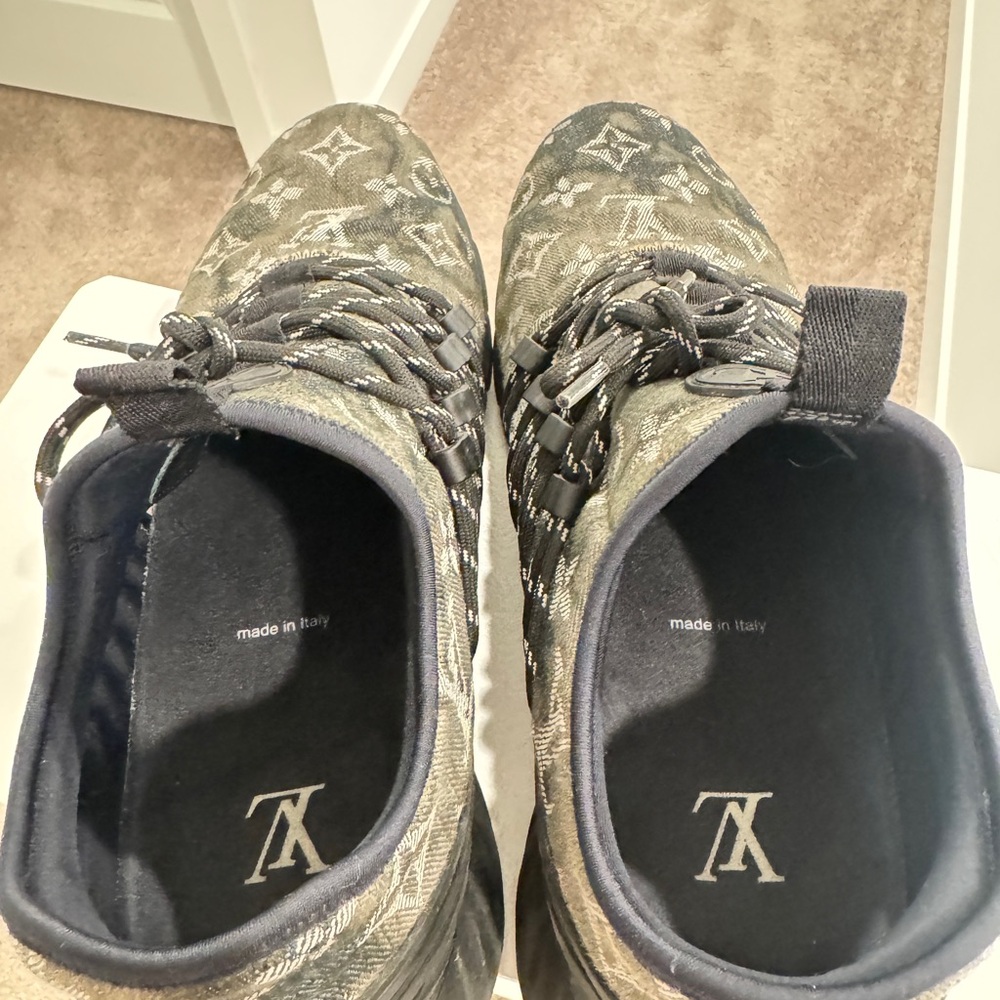 Louis Vuitton Black and Gray Monogram Sneakers - Picture 4 of 6